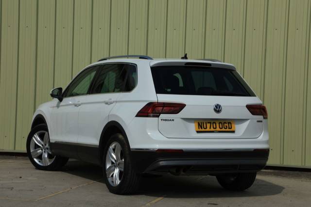 2020 Volkswagen Tiguan 2.0 TDi 190 4Motion SEL 5dr DSG